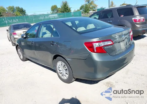 2012 Toyota Camry Le z USA, uszkodzony, nr VIN 4T1BF1FK7CU521893